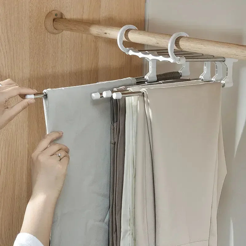 SmartRack Pro — Cabide Multifuncional 5 em 1 para Organização de Roupas!